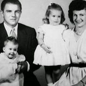 Meet your Posher, Marcia